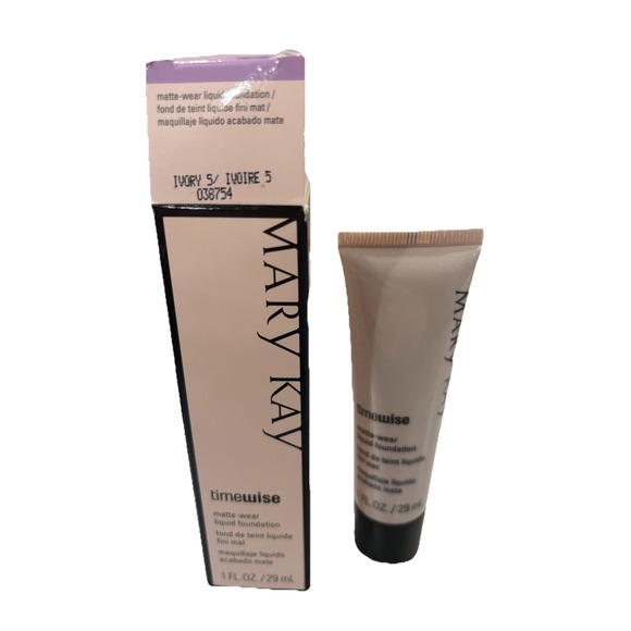 Mary Kay Other - MARY KAY TimeWise MATTE-WEAR Liquid Foundation Ivory 5 038754 Discontinued NIB
